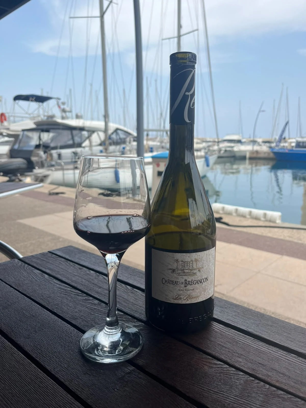 Le Pincho, vins au bord du port de Bormes-les-Mimosas
